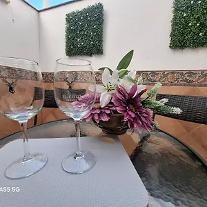 https://apartamento-parral.es-andalucia.com